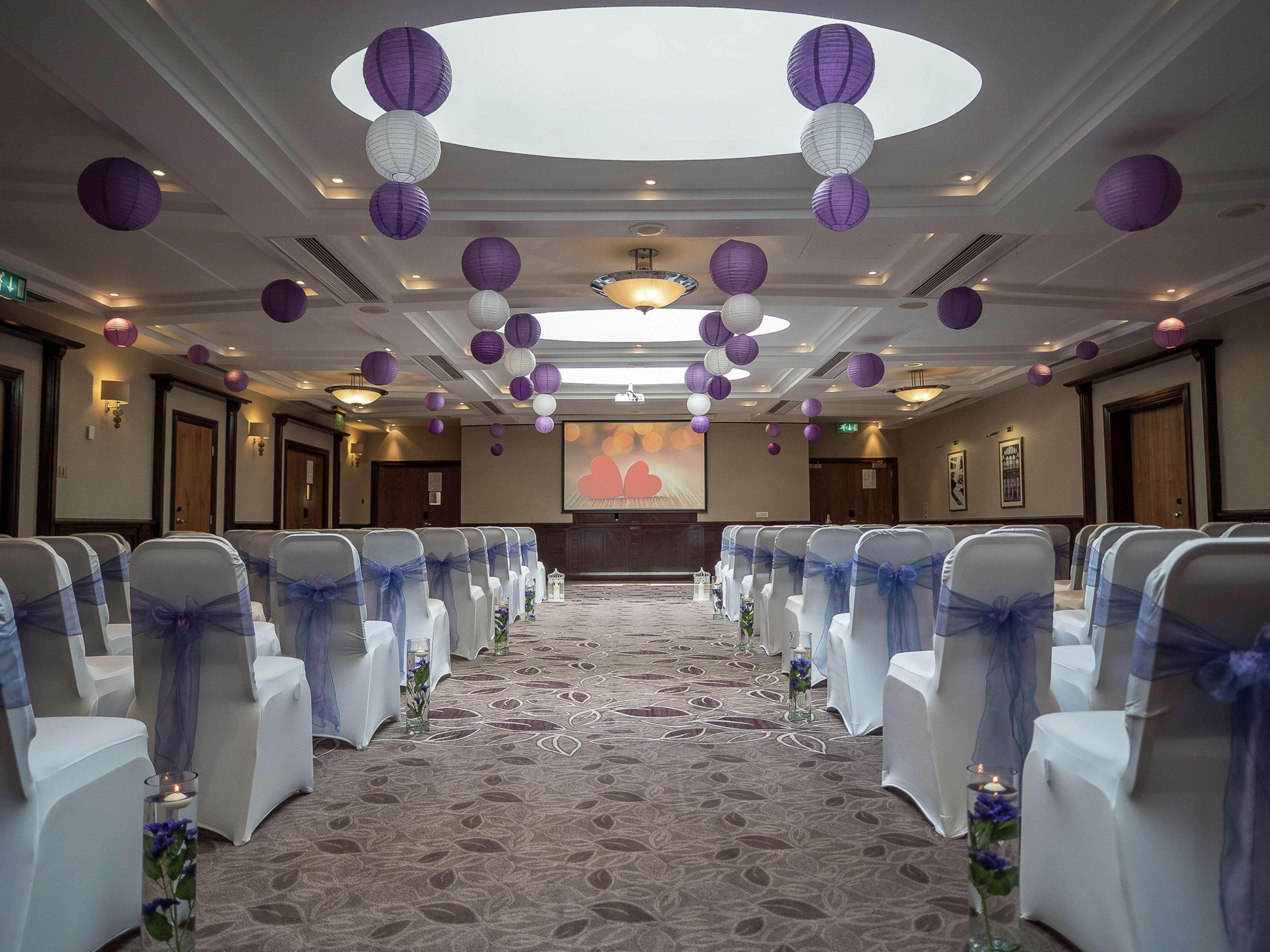 Hilton Centre Hotel 4*