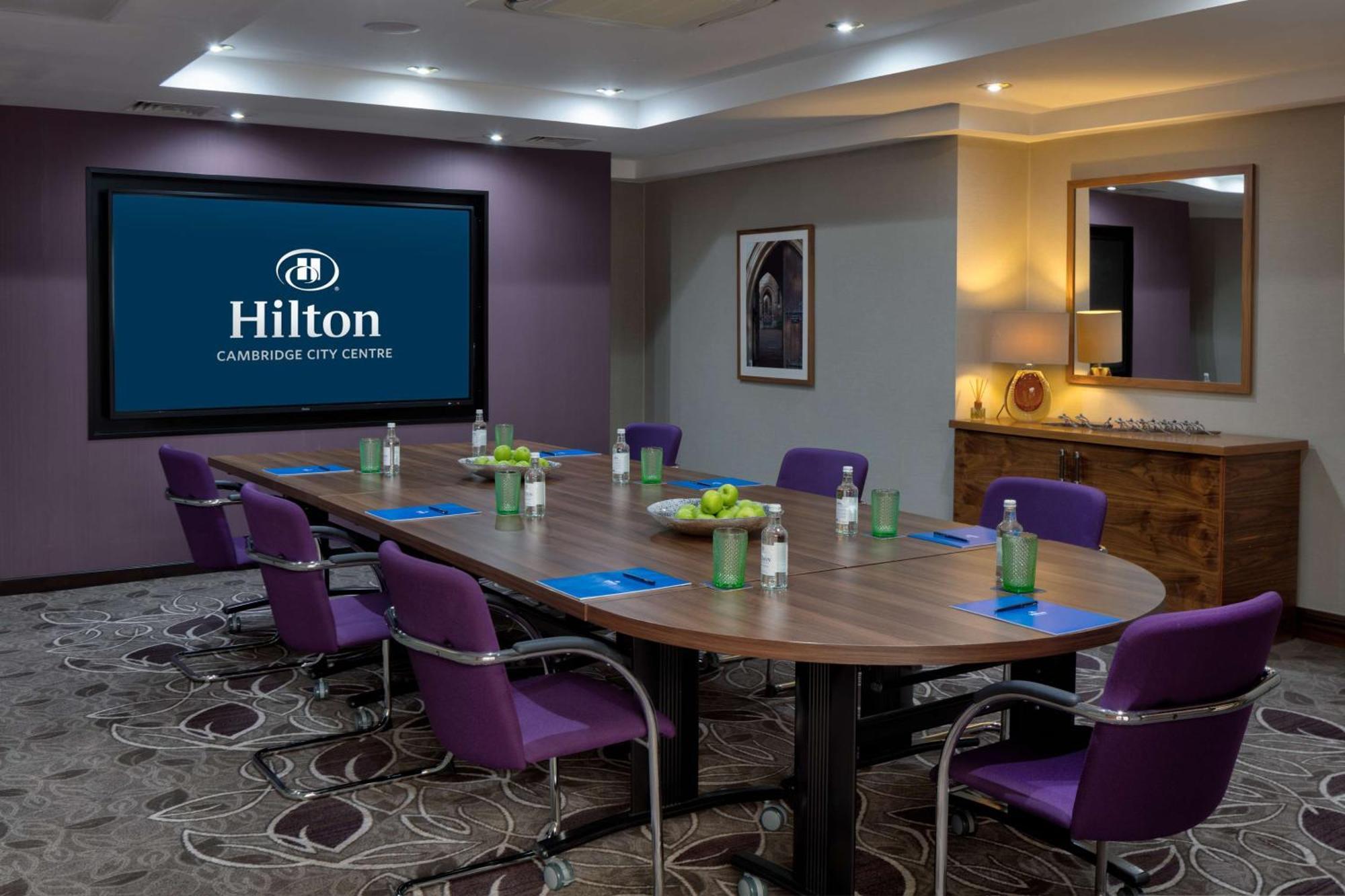 Hilton Centre 4*